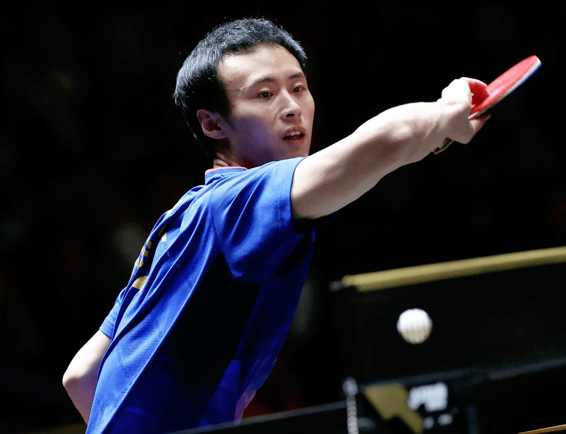 年出生的他, 场对决中 年出生的他, 场对决中