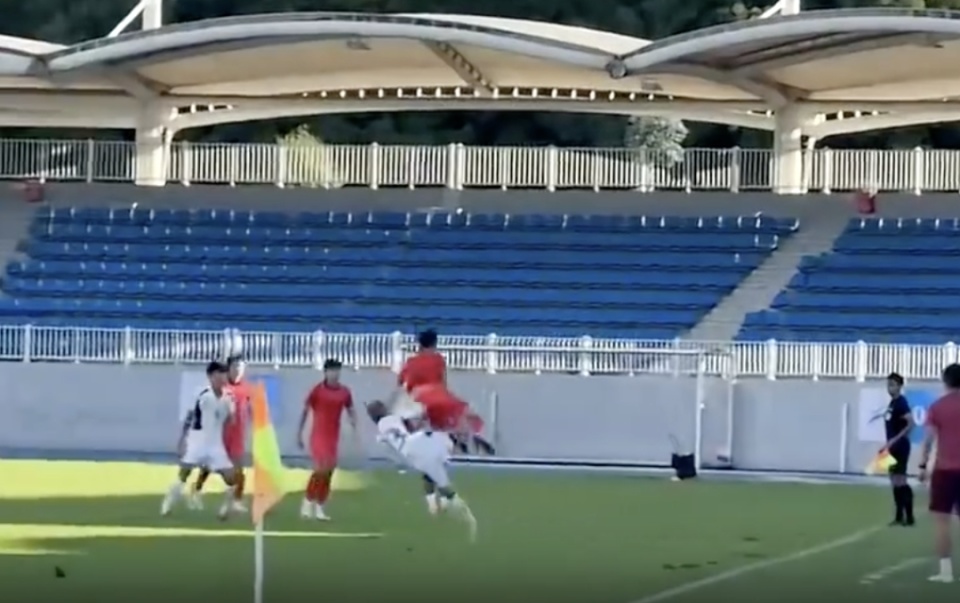 逆转击败了, 看上去非常, RsAA